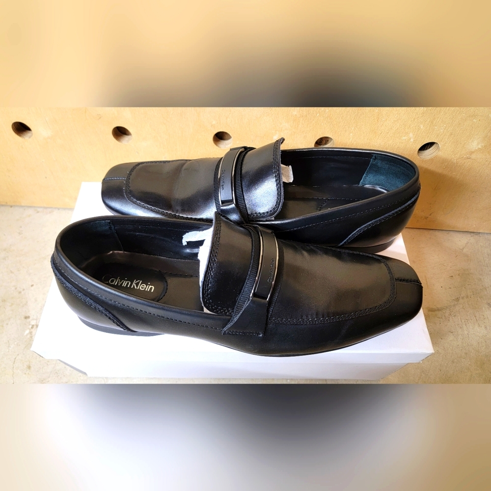 Men's Calvin Klein dress shoes